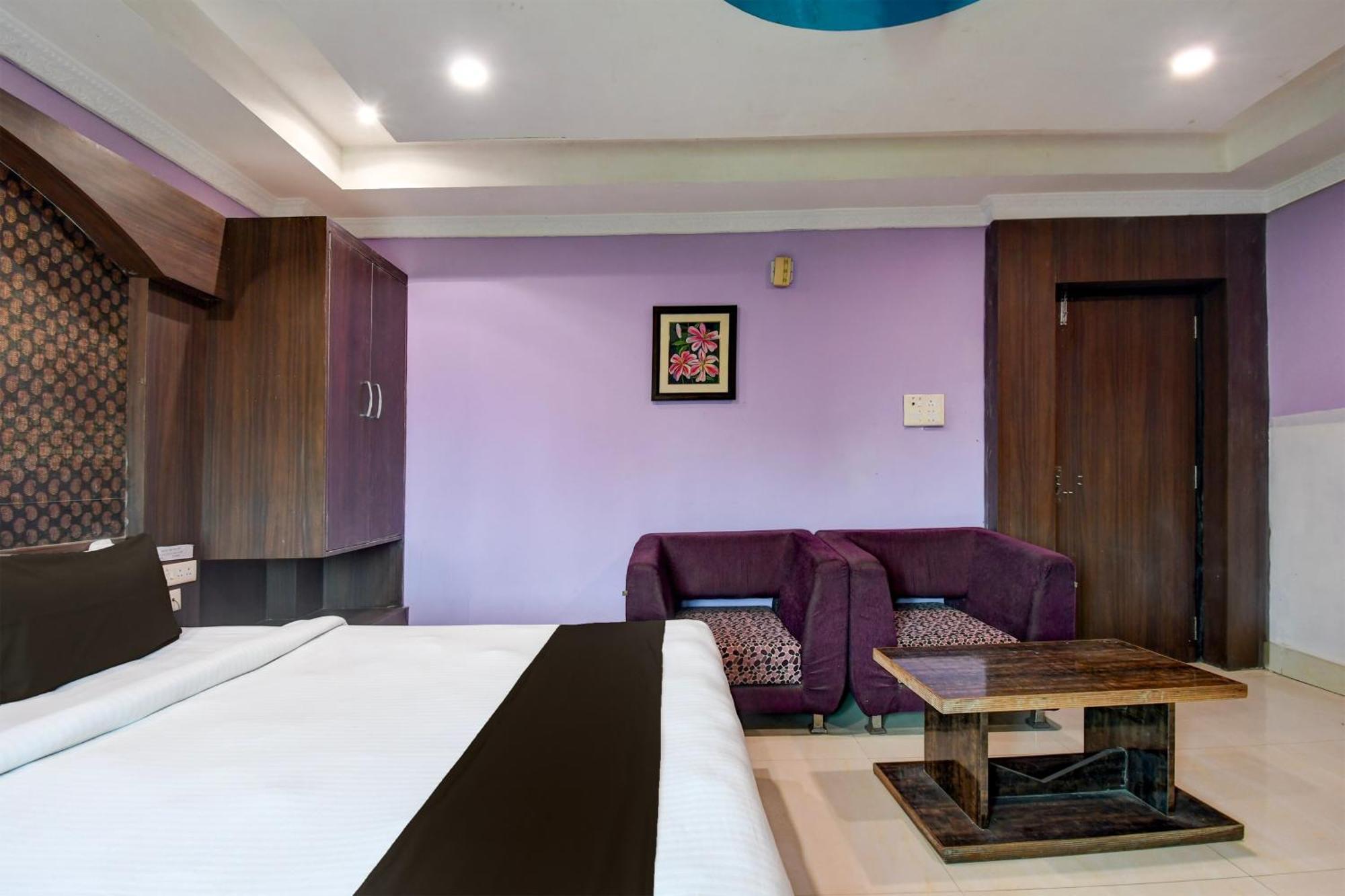 Hotel O Blue Royal Бхубанешвара Экстерьер фото